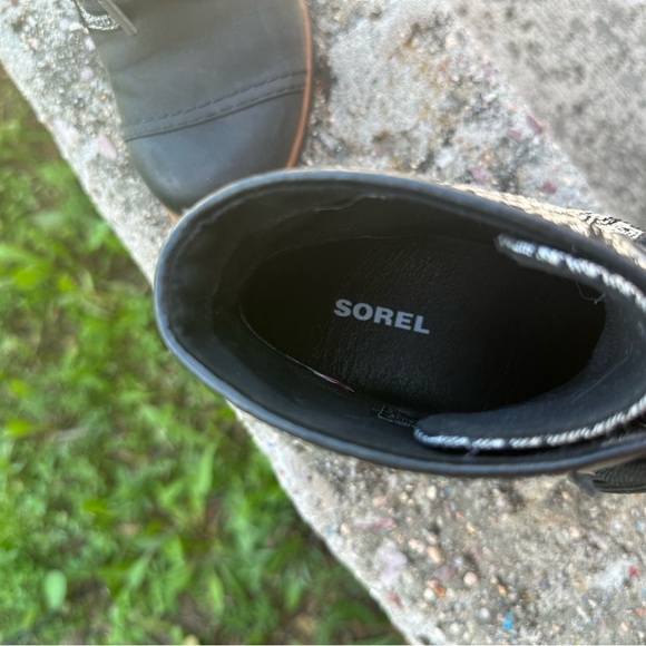 Sorel Wedges - Picture 2 of 4